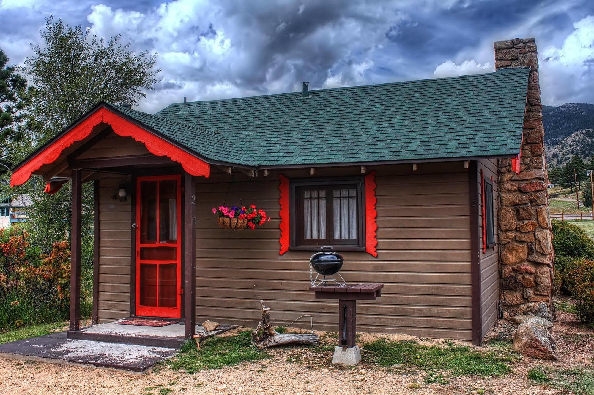 Tiny Town Cabins Estes Park Bagian luar foto